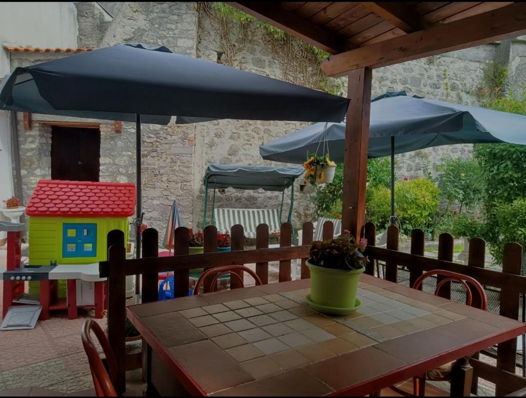 La Casa Nel Borgo Villa Forli del Sannio Luaran gambar